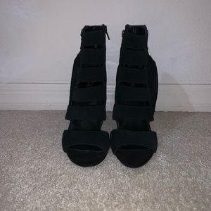 GUESS opentoed ankle heels in a size 8.5!